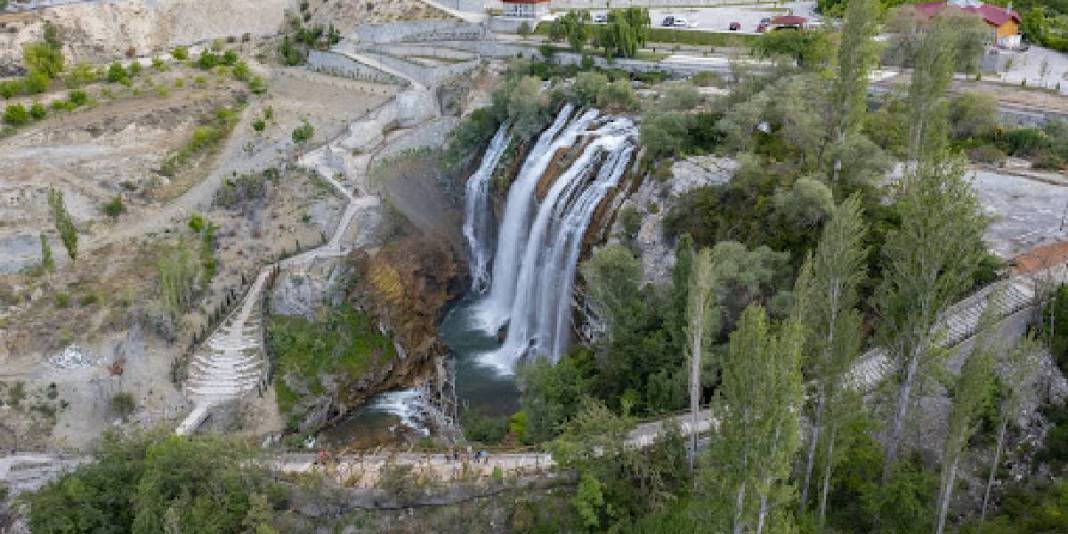 Valizler bu kez oraya hazırlanıyor! Asya ve Avrupa’nın ortak gözdesi: Tatilciler artık onun için akın ediyor… 2